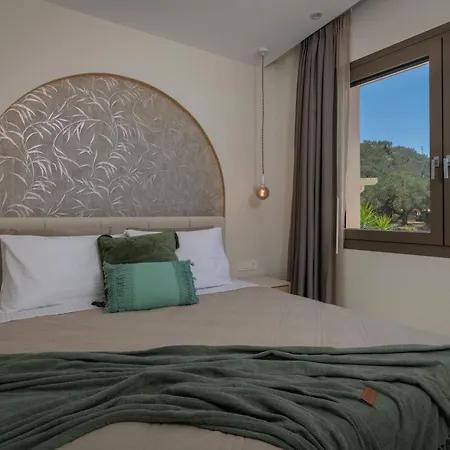 De Hierro Exclusive - Magical Hospitality In A With Pool And Breathtaking Views By Mana Gers Villa *